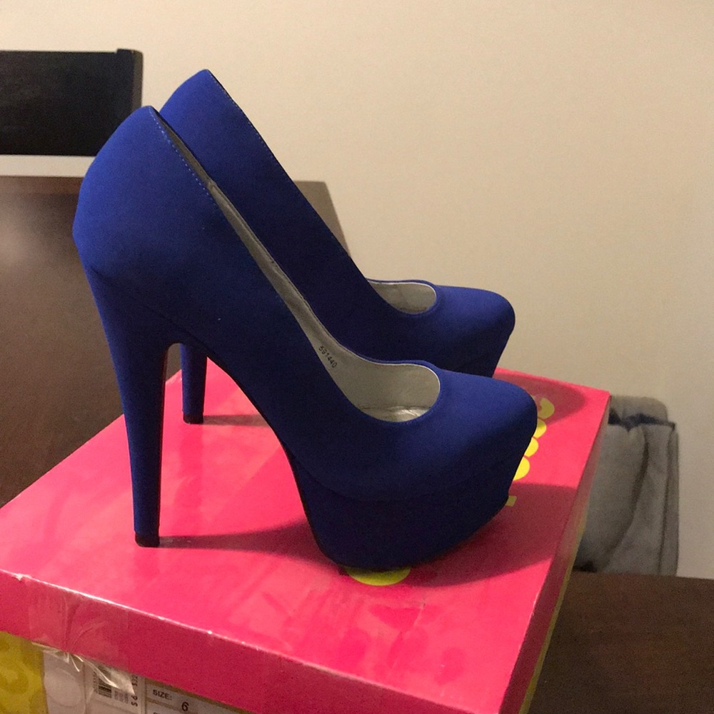 Blue Heels